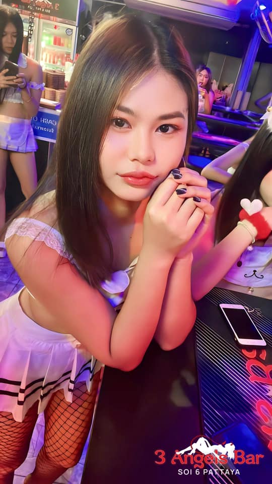 young bar girl relaxing on soi 6