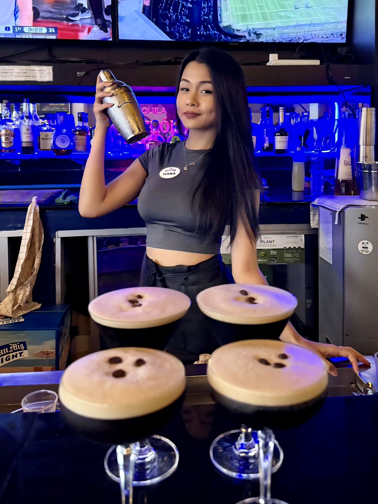 Thai girl says she will quit the bar