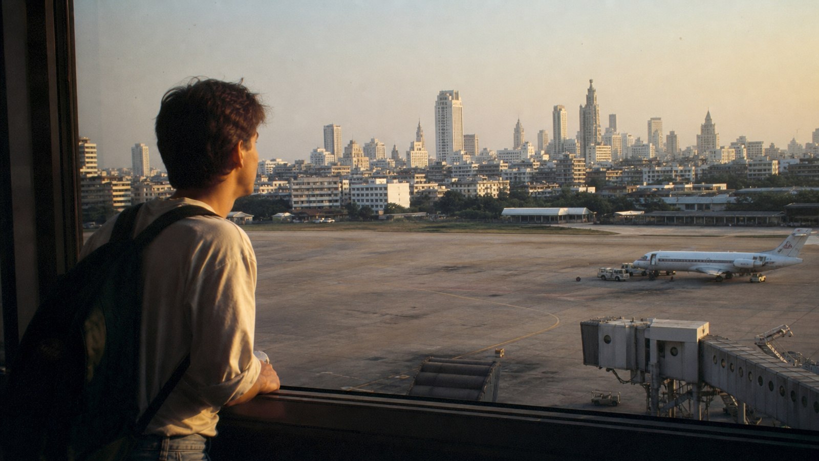 A First-Time Visitor's Shocking Introduction to Patpong in 1990