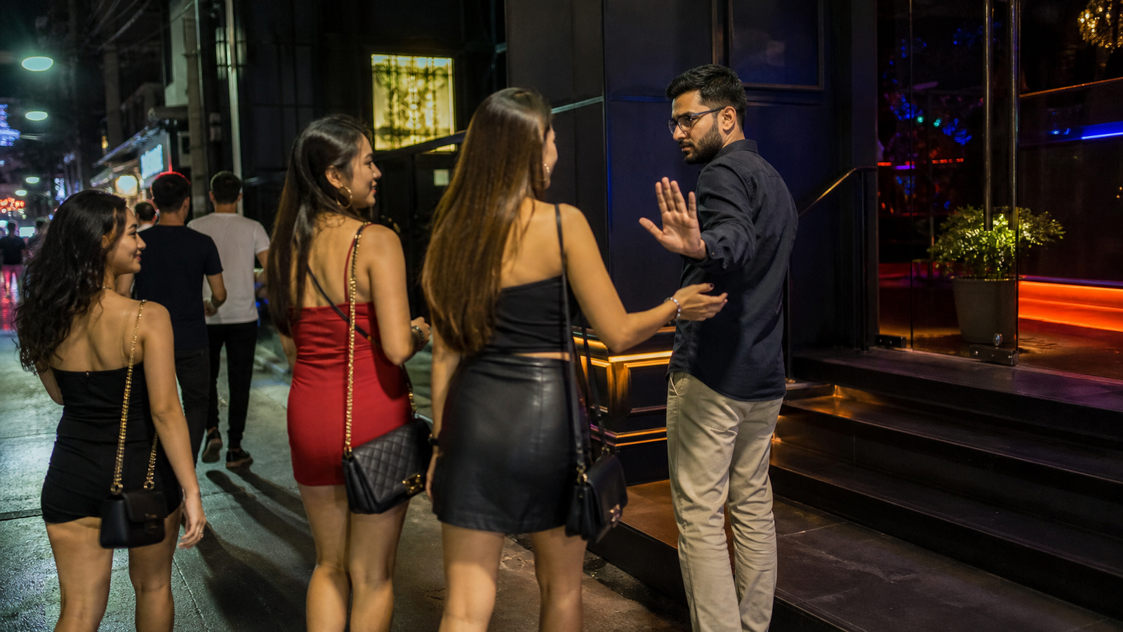Bangkok and Pattaya Bars Reject Him