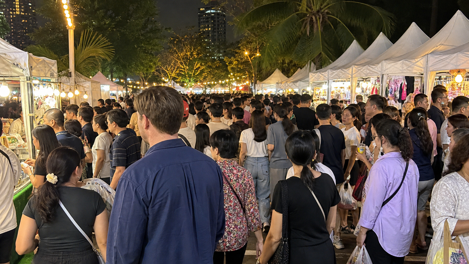 Bangkok Crowds and the Fear of Missing Out
