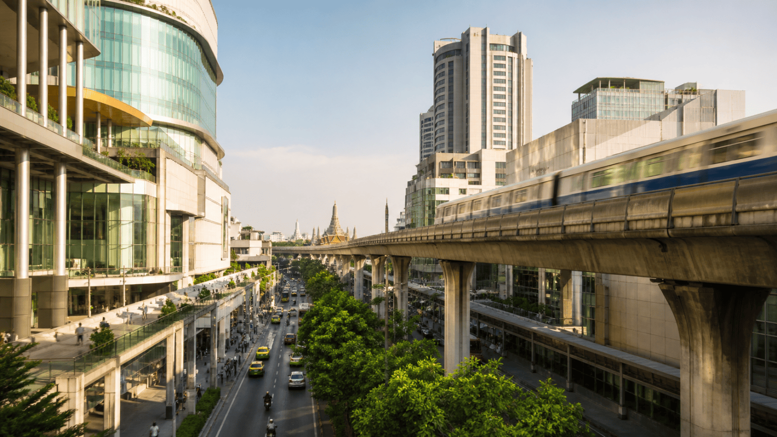 2. Why Siam Is Convenient but Culturally Empty