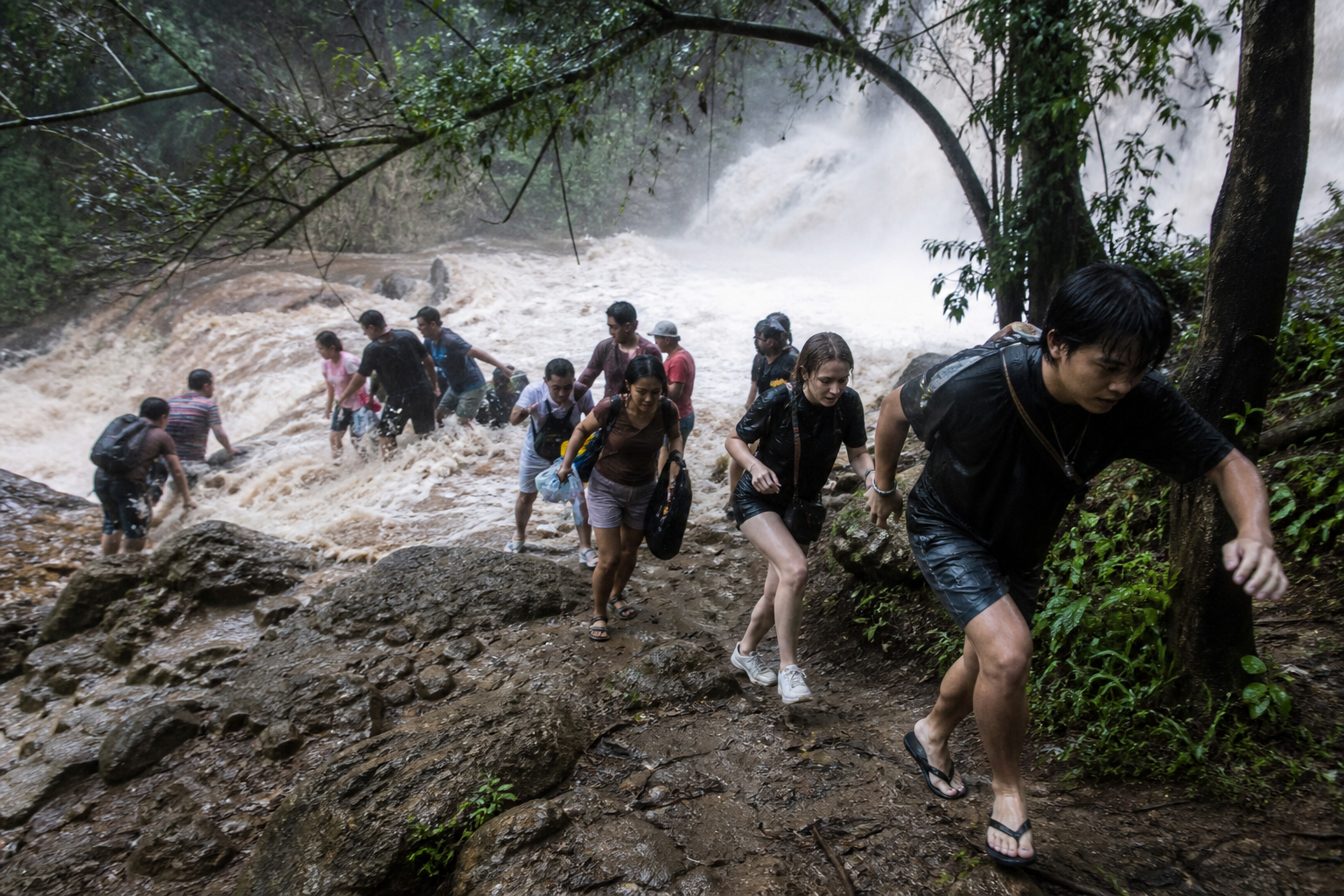 Story 3 Chiang Mai Flash Flood Tourists Rescued