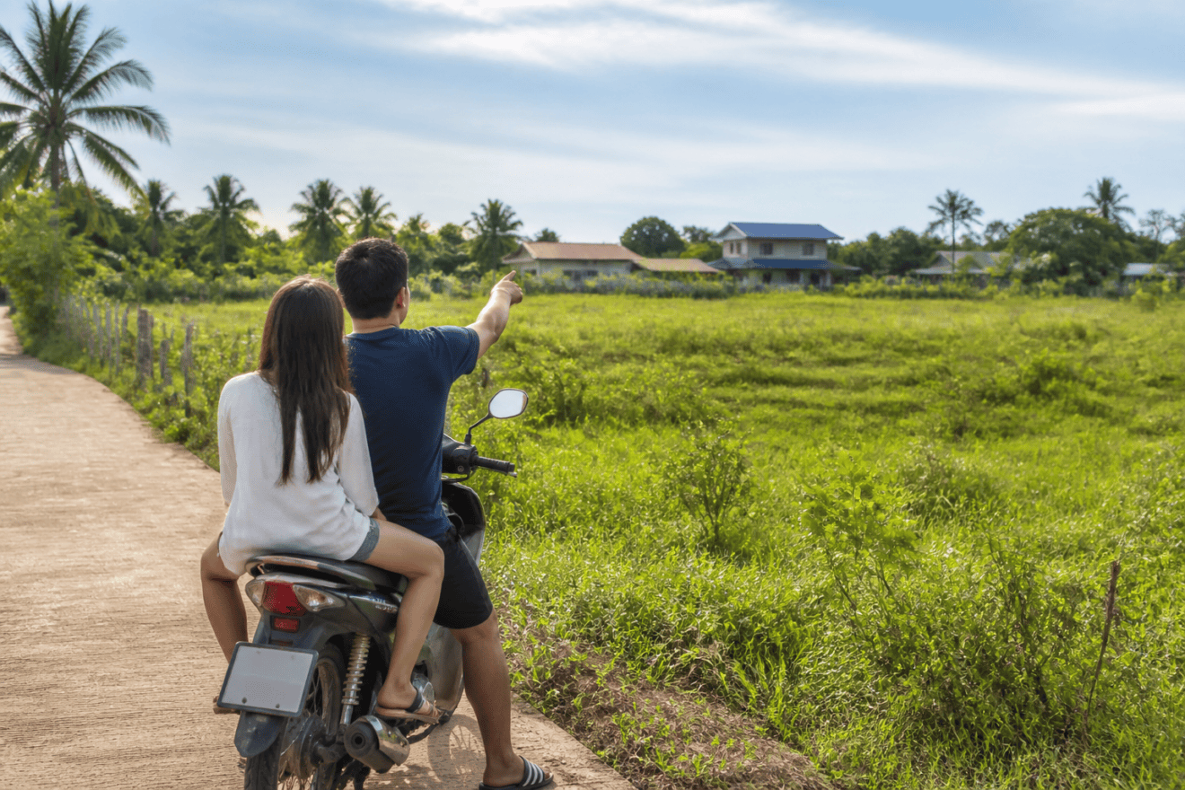 Choosing Land for the New House