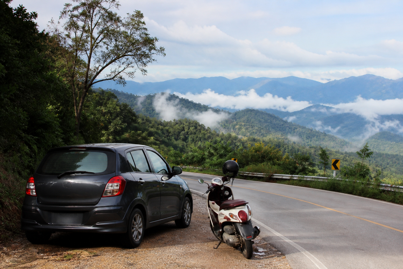 Driving Yourself Between Chiang Mai and Pai