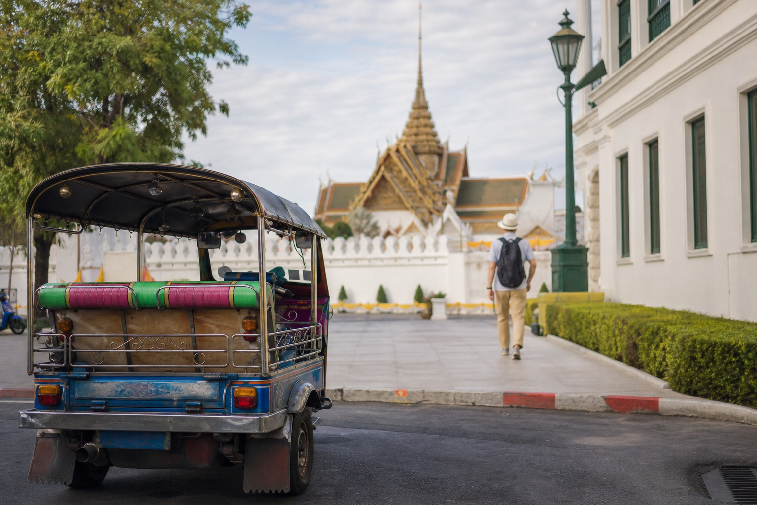 Grand Palace Tuk Tuk Scam at Sanam Chai