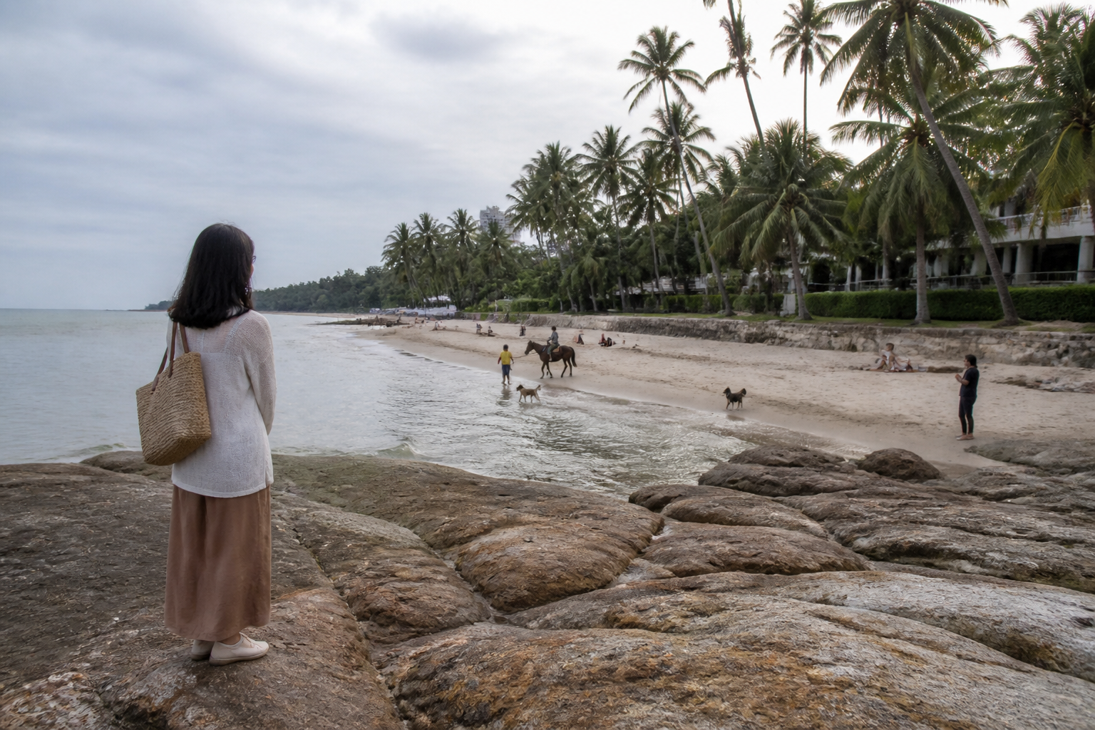 Hua Hin Rocky Shore, Horses, and Quiet Conditions