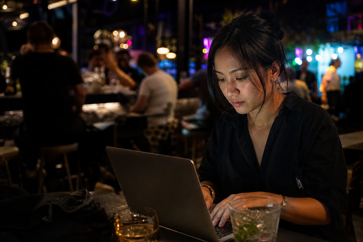 Jen Keeps Working As A Freelancer
