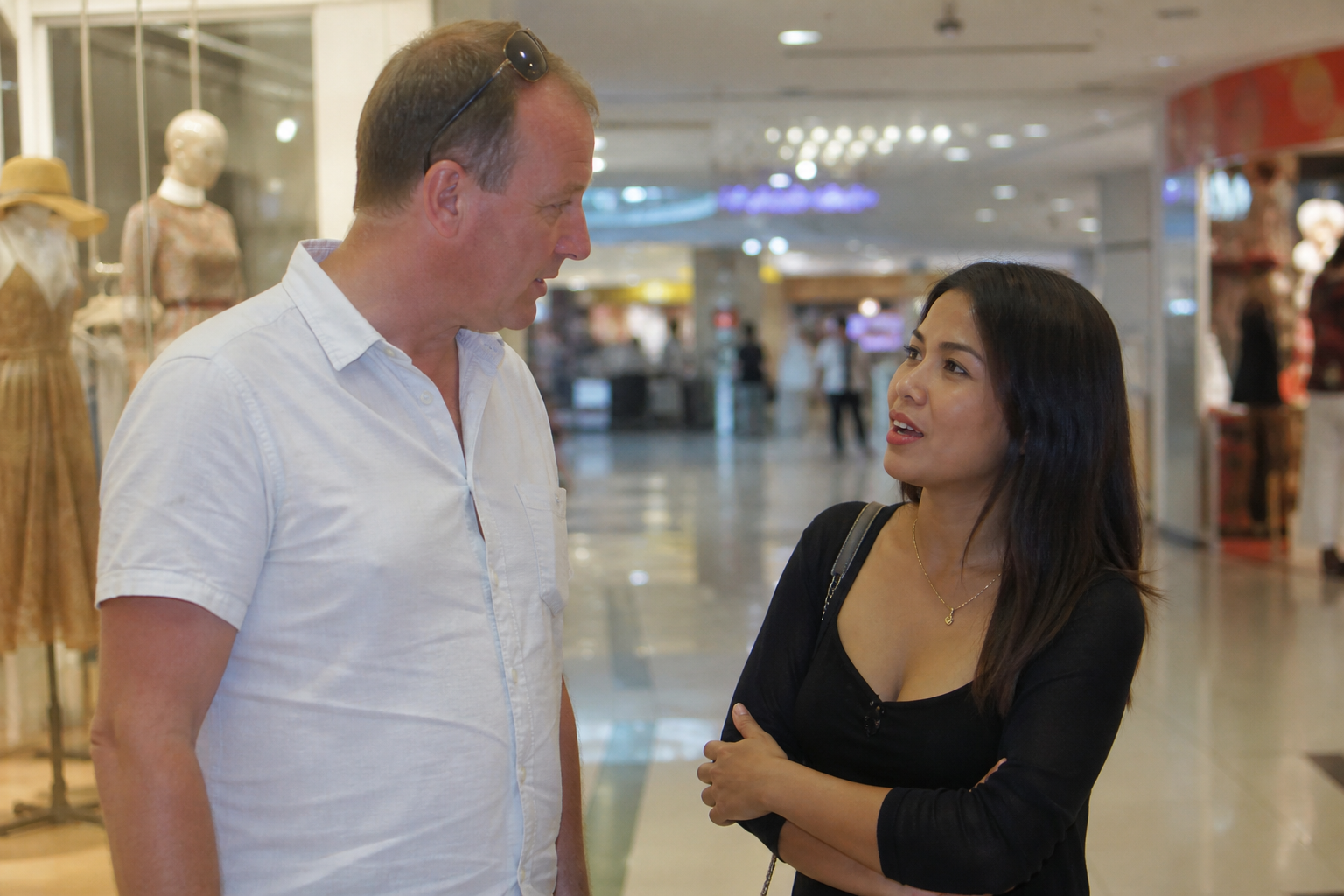 Meeting Ploy at Mike Shopping Mall