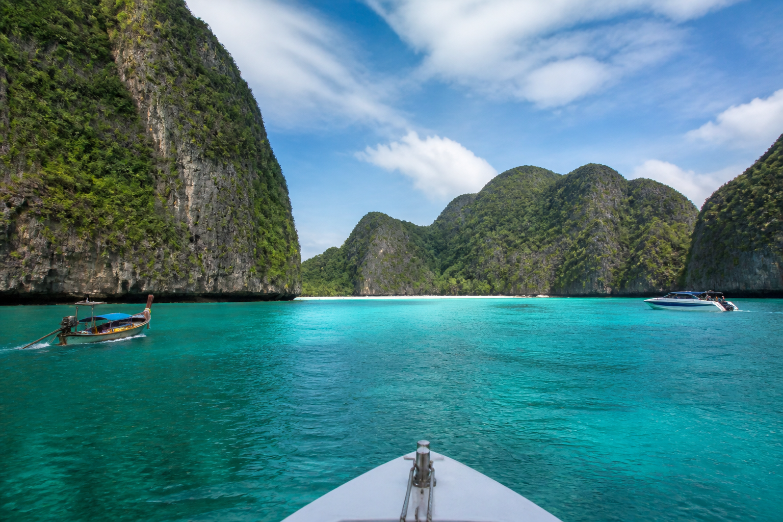 Phi Phi and Maya Bay speedboat tour among limestone cliffs