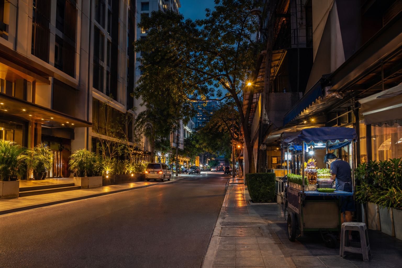 Soi 11/1 Hotels, Street Food and a Quieter Walk