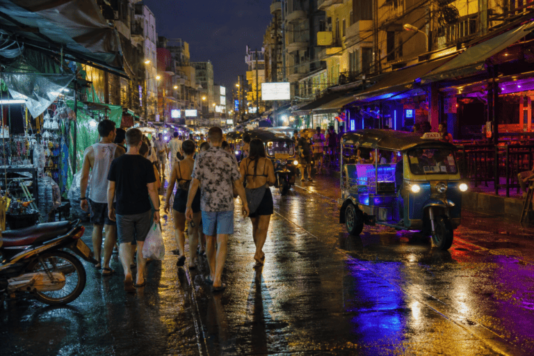 Bangkok Tuk Tuk Night Tour Review and Tips for Avoiding Scams