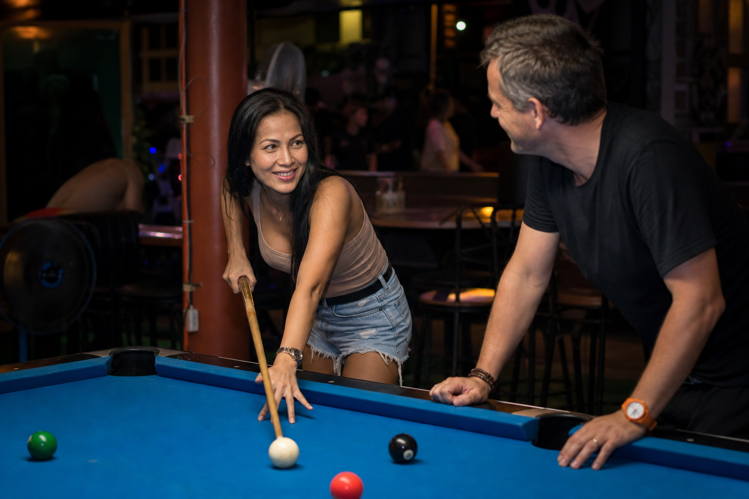 Tar and the Phuket Nightlife
