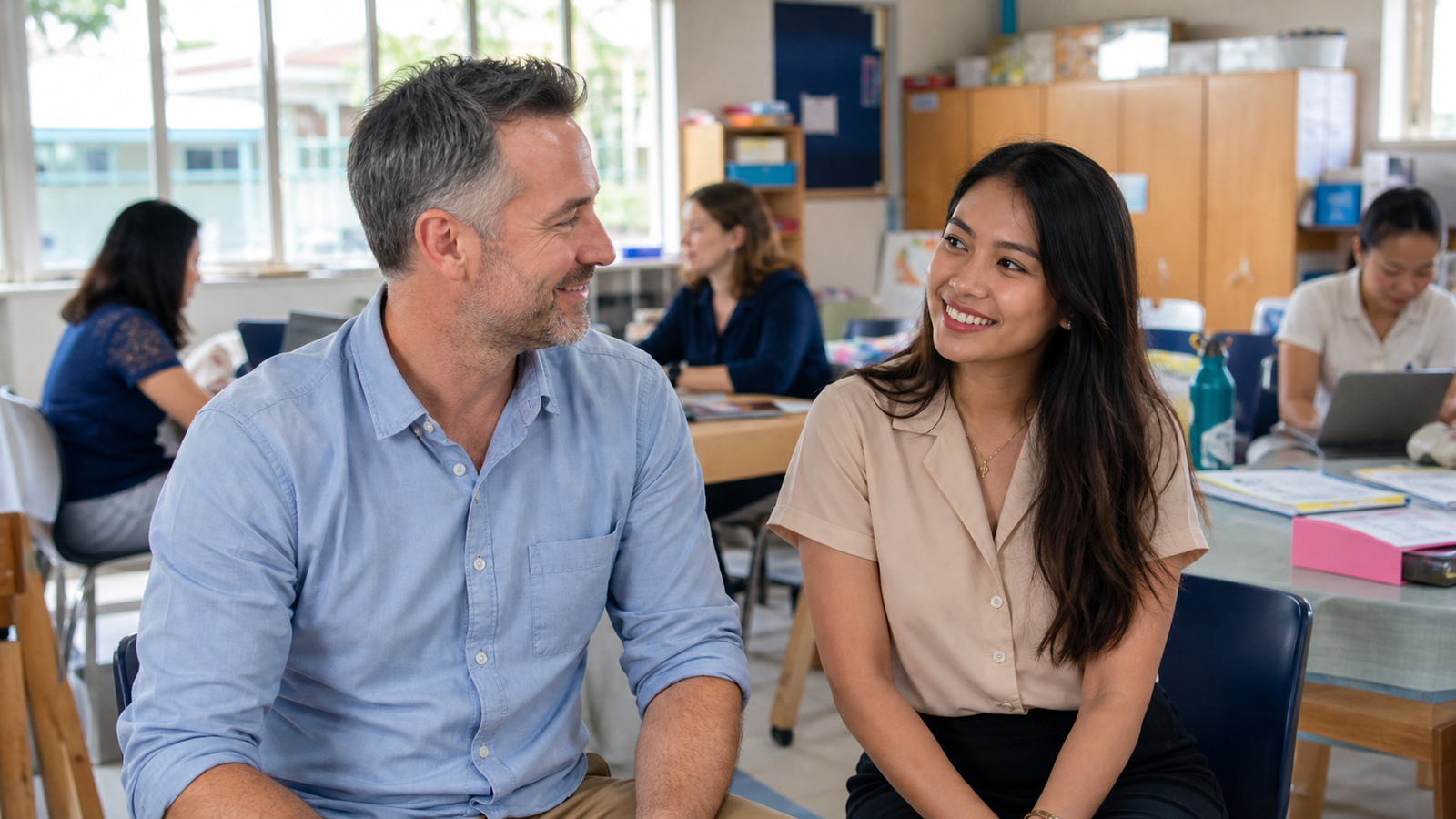 The Filipino Teacher and the Udon Thani Girlfriend
