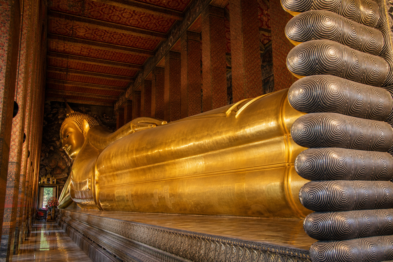 Wat Pho and the Reclining Buddha