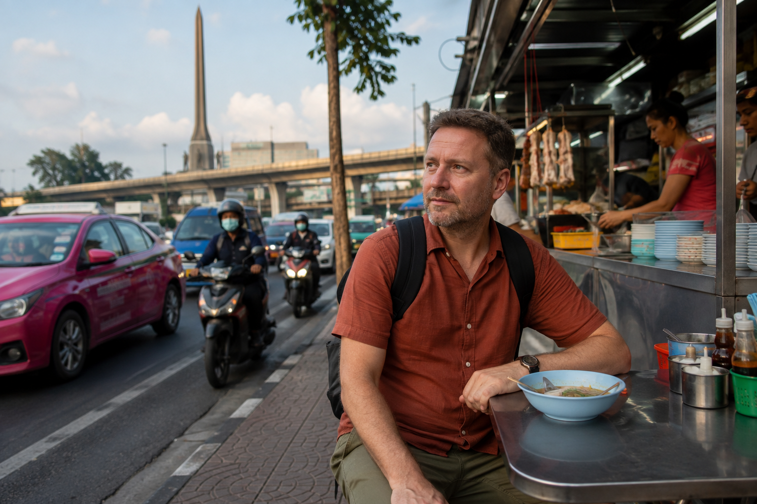 Living Around Ratchadamri and Victory Monument