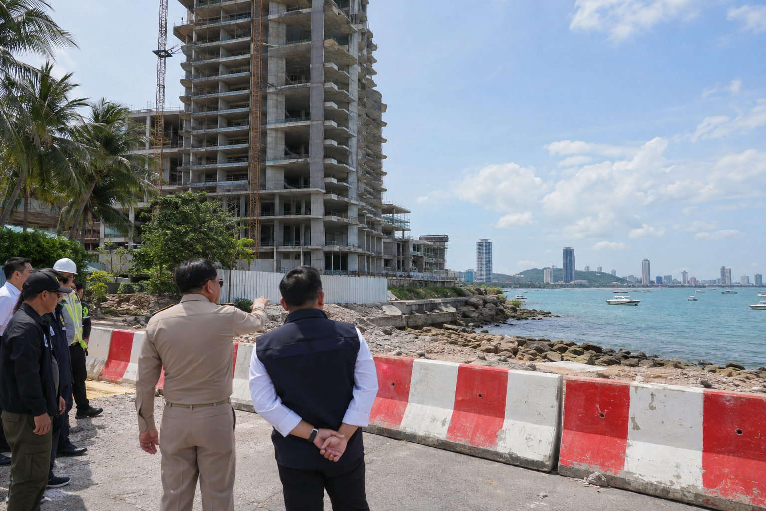 Pattaya Waterfront Site Faces Parking and Ownership Disputes