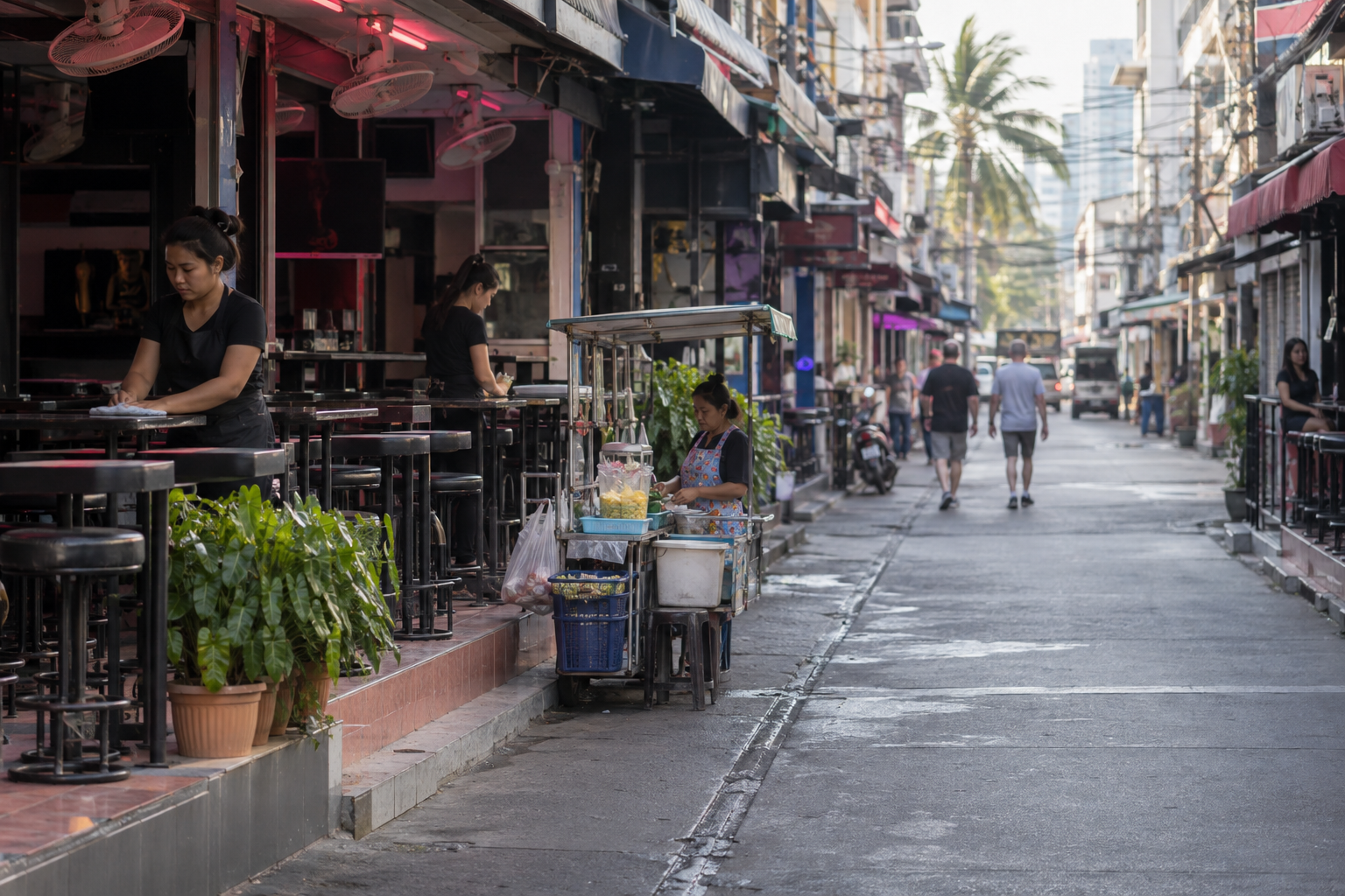 Pattaya's Quiet Period as Tourist Spending Remains Weak